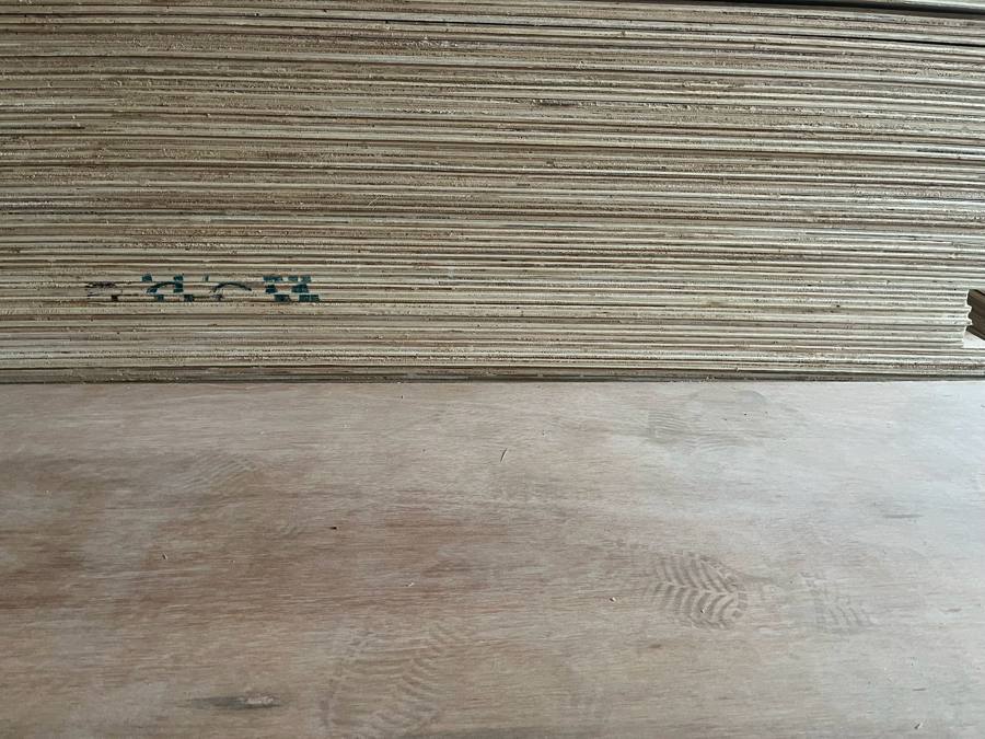 Detail lapisan core dan permukaan plywood - Anugrah Plywood Surabaya